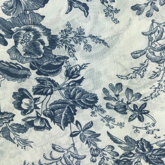 ANTRHOPOLOGIE | Eden & Olivia Floral Top - Picture 6 of 6